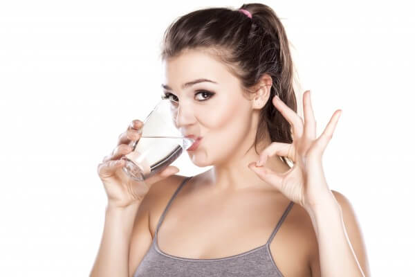 uống nước khoáng tốt cho sức khỏe